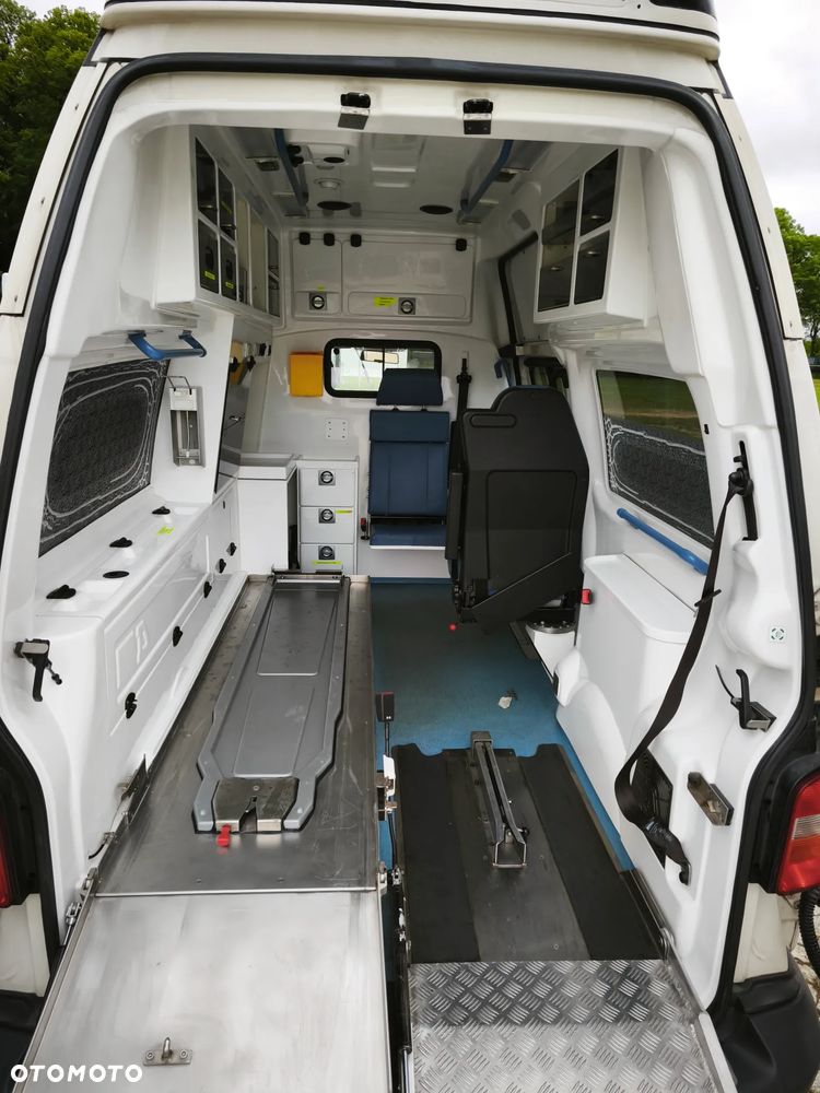 Volkswagen T5 2.5tdi 4x4 4-motion Klima Ambulans Karetka Inwalida TOP TOP - 11