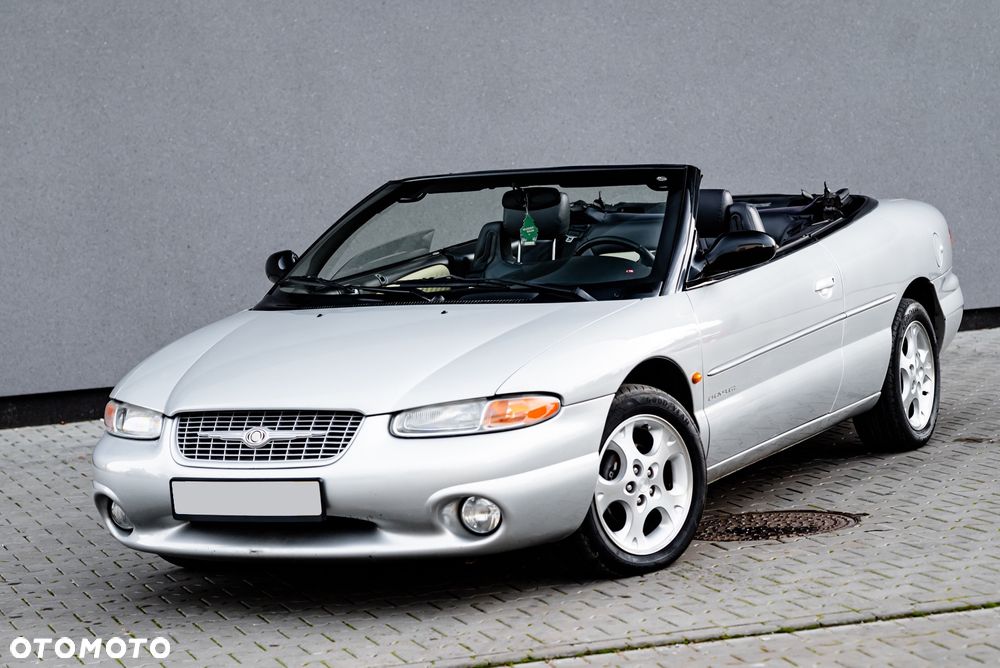 Chrysler Stratus - 5