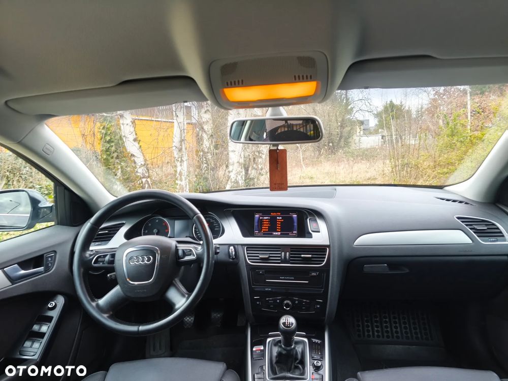 Audi A4 Avant 2.0 TDI DPF Attraction - 11