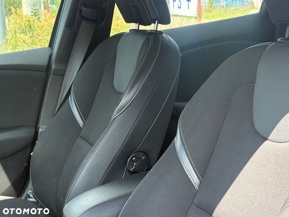 Volvo V40 D2 You - 11