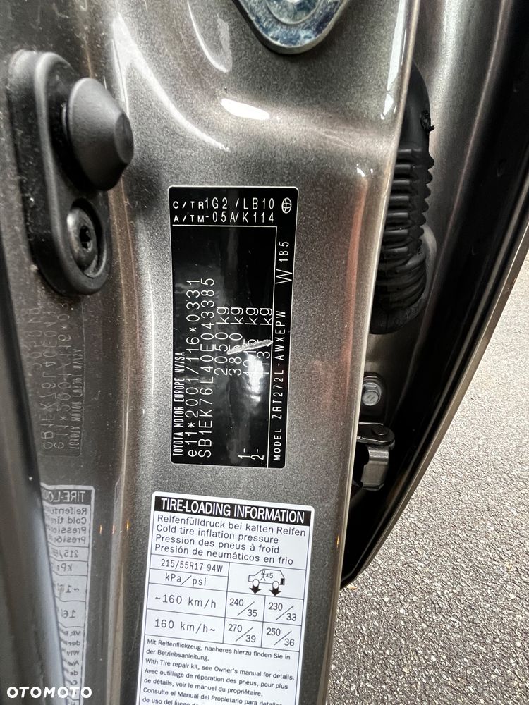 Toyota Avensis 2.0 Prestige MS - 18