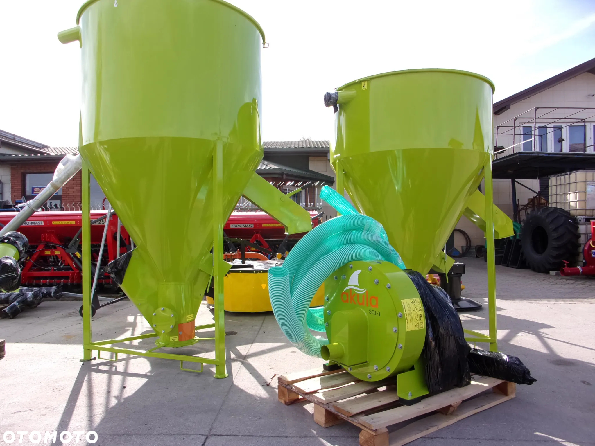 Inny Rozdrabniacz - śrutownik bijakowy Adraf S01/1 - 11kW, S01/0 - 7,5kW; H-115 POM Augustów - Mieszalnik pasz sypkich 750, 1000 kg ADRAF 2000 kg BIN - 7