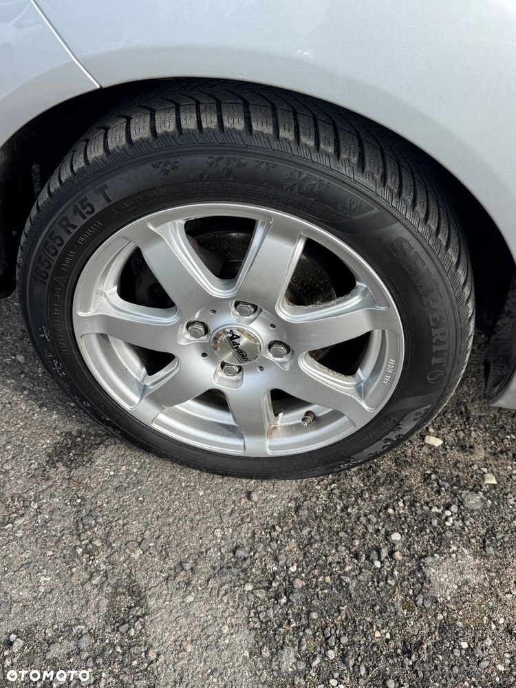 Ford Fiesta 1.4 Trend EU5 - 36