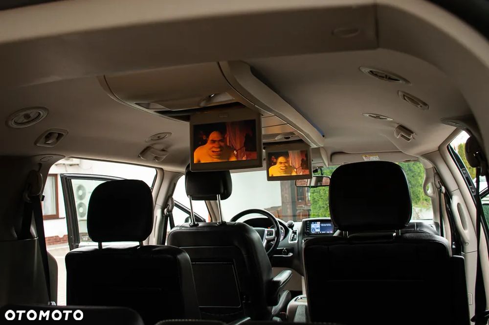 Lancia Voyager 3.6 Platinum - 26