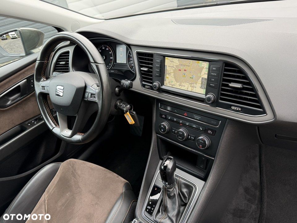 Seat Leon Sportstourer 1.8 TSI Start&Stop 4Drive DSG X-Perience - 29