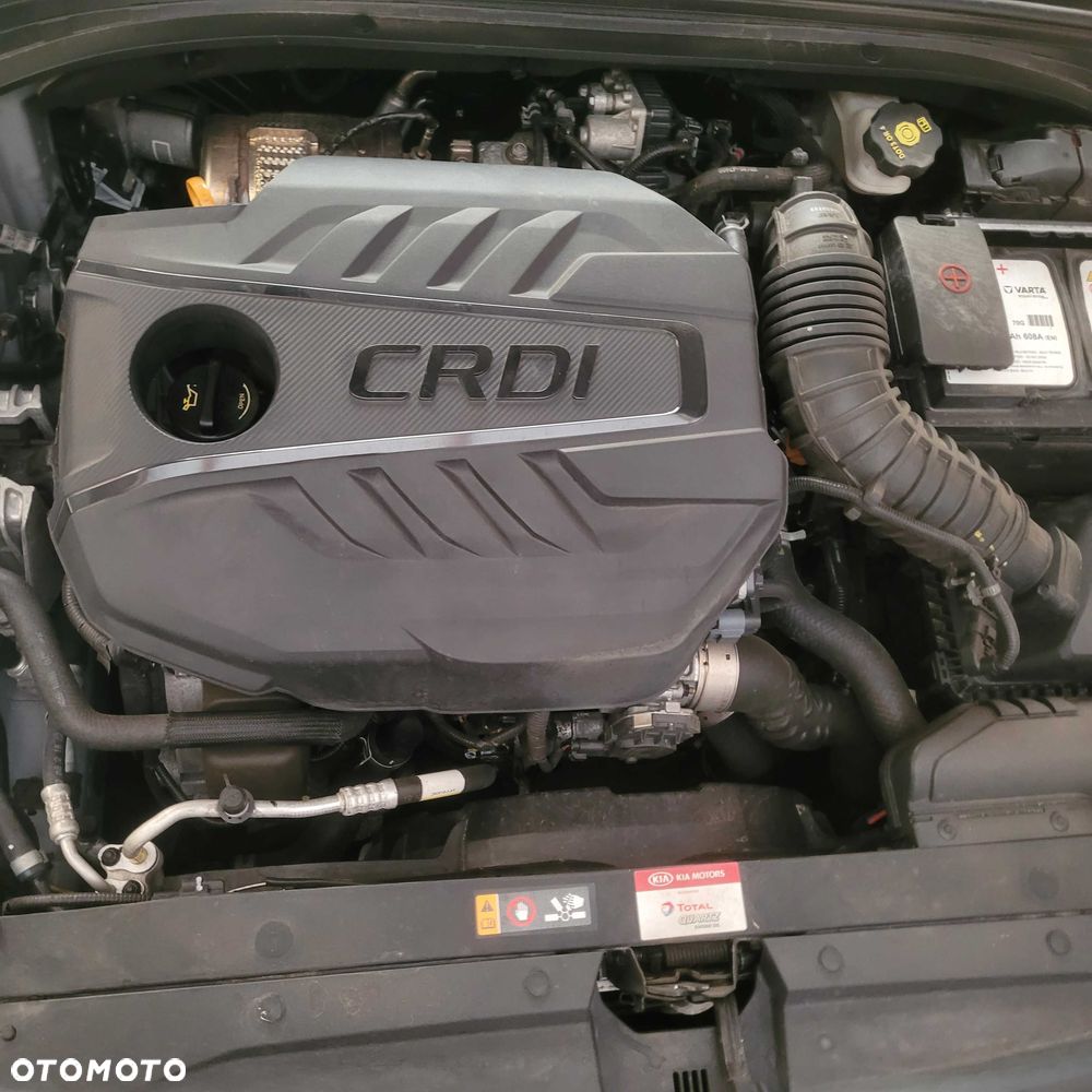 Kia Ceed - 8