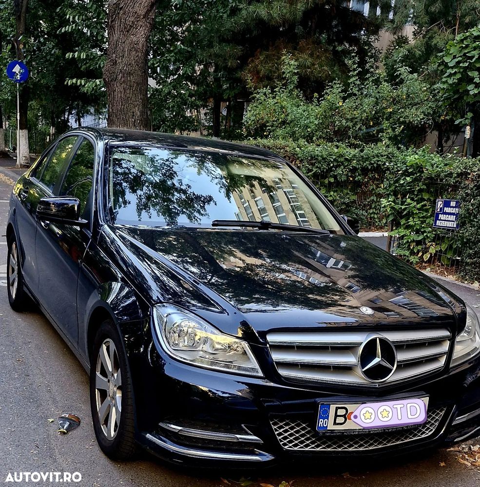Mercedes-Benz C 180 Avantgarde Edition - 1