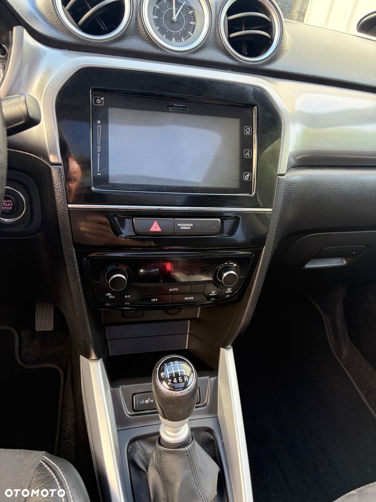 Suzuki Vitara 1.6 DDiS (4x4) Allgrip Comfort - 14