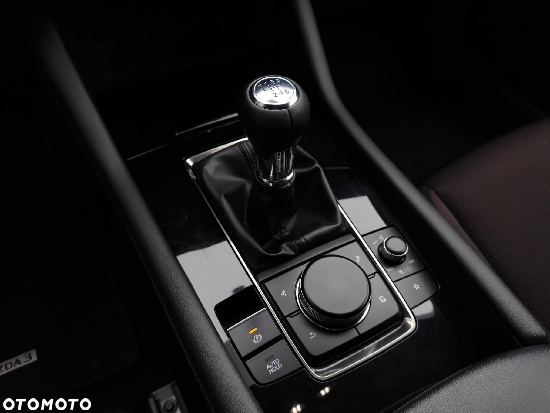 Mazda 3 - 15
