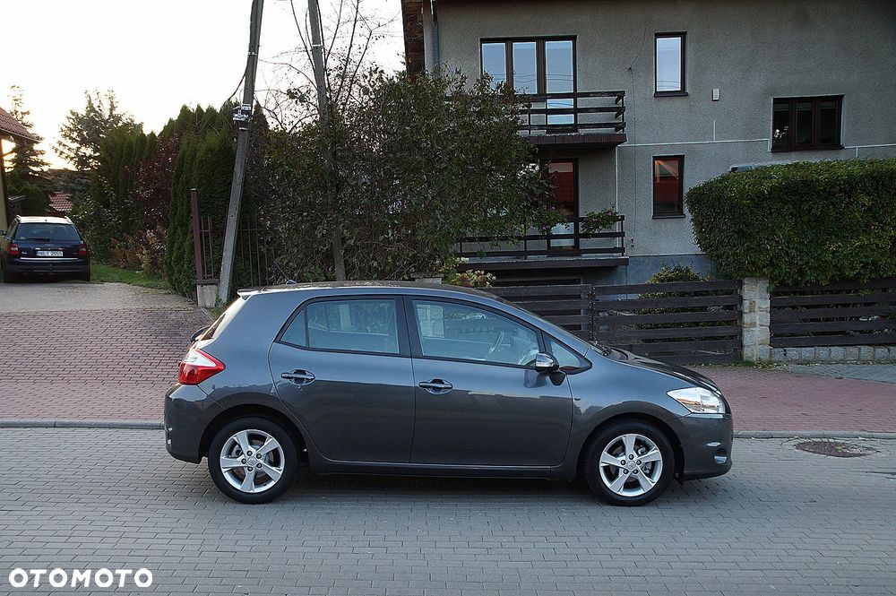Toyota Auris 1.6 Comfort - 8