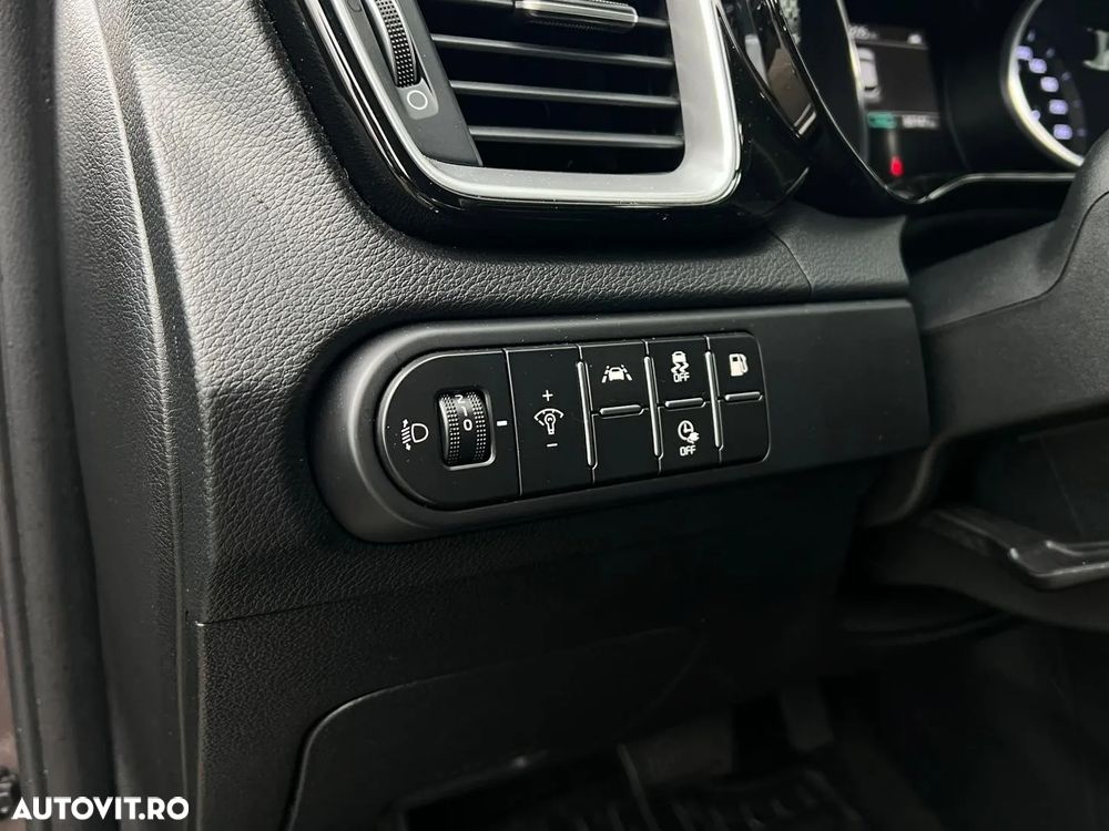 Kia XCeed 1.6 GDI 6DCT PHEV Vision - 22