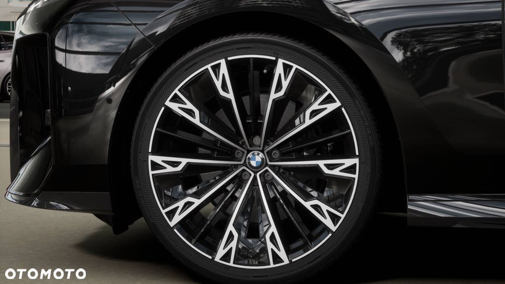 BMW Seria 7 740 xDrive mHEV sport - 13