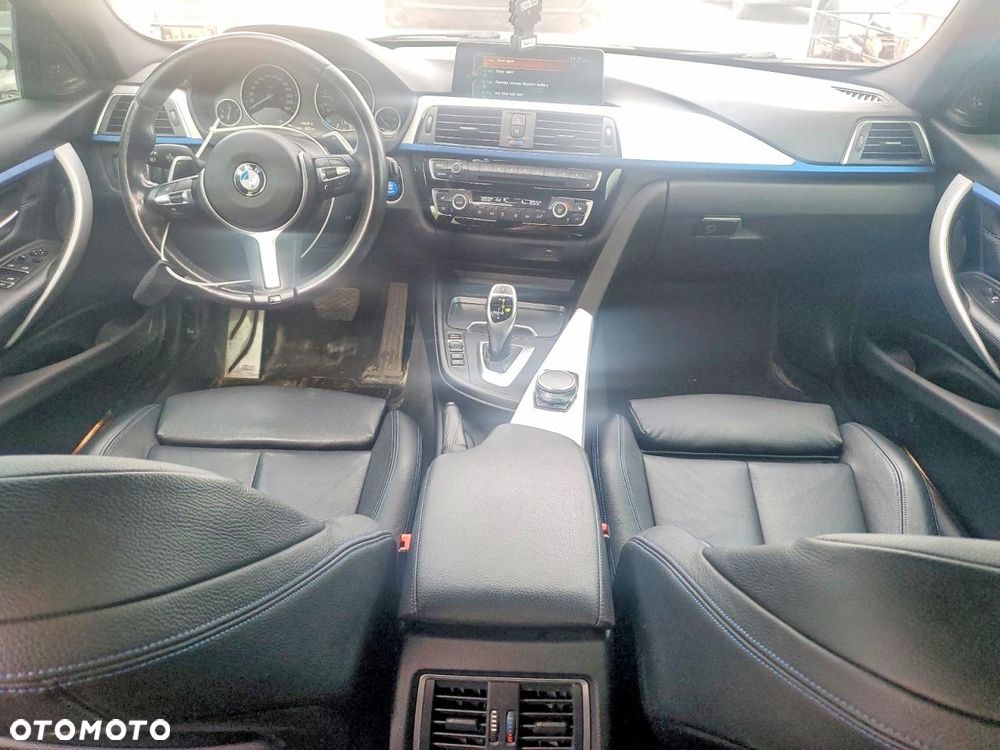 BMW Seria 3 340i xDrive M Sport - 8