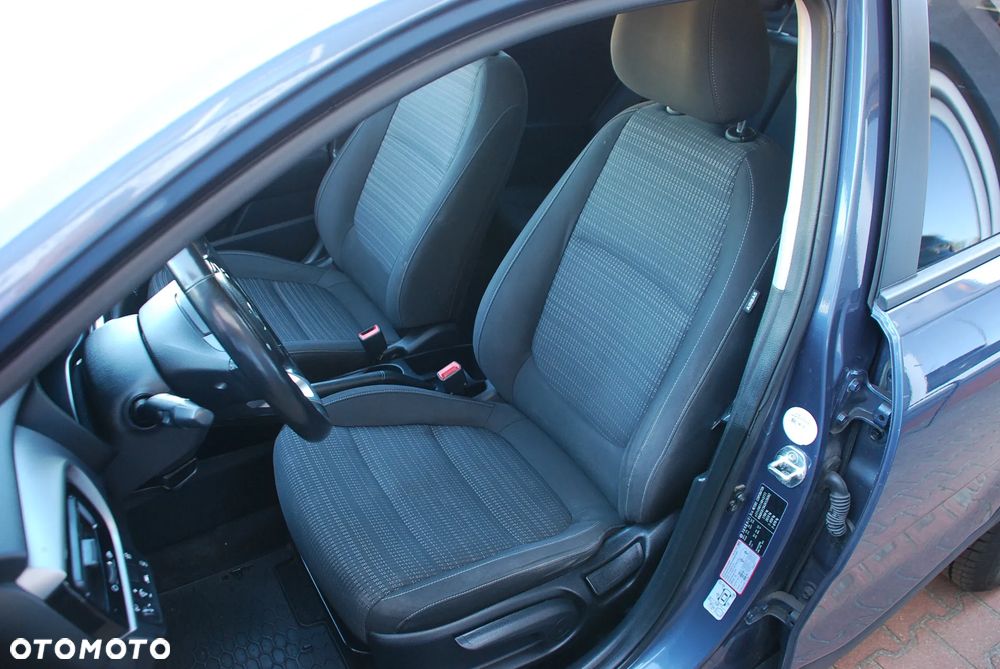 Kia Stonic 1.6 CRDi Vision - 20