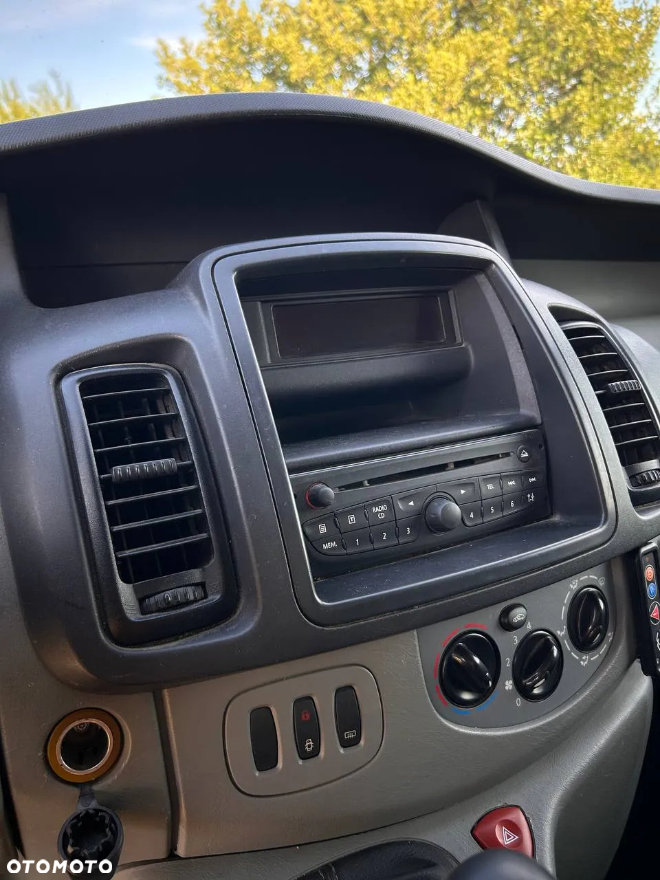 Renault Trafic - 11