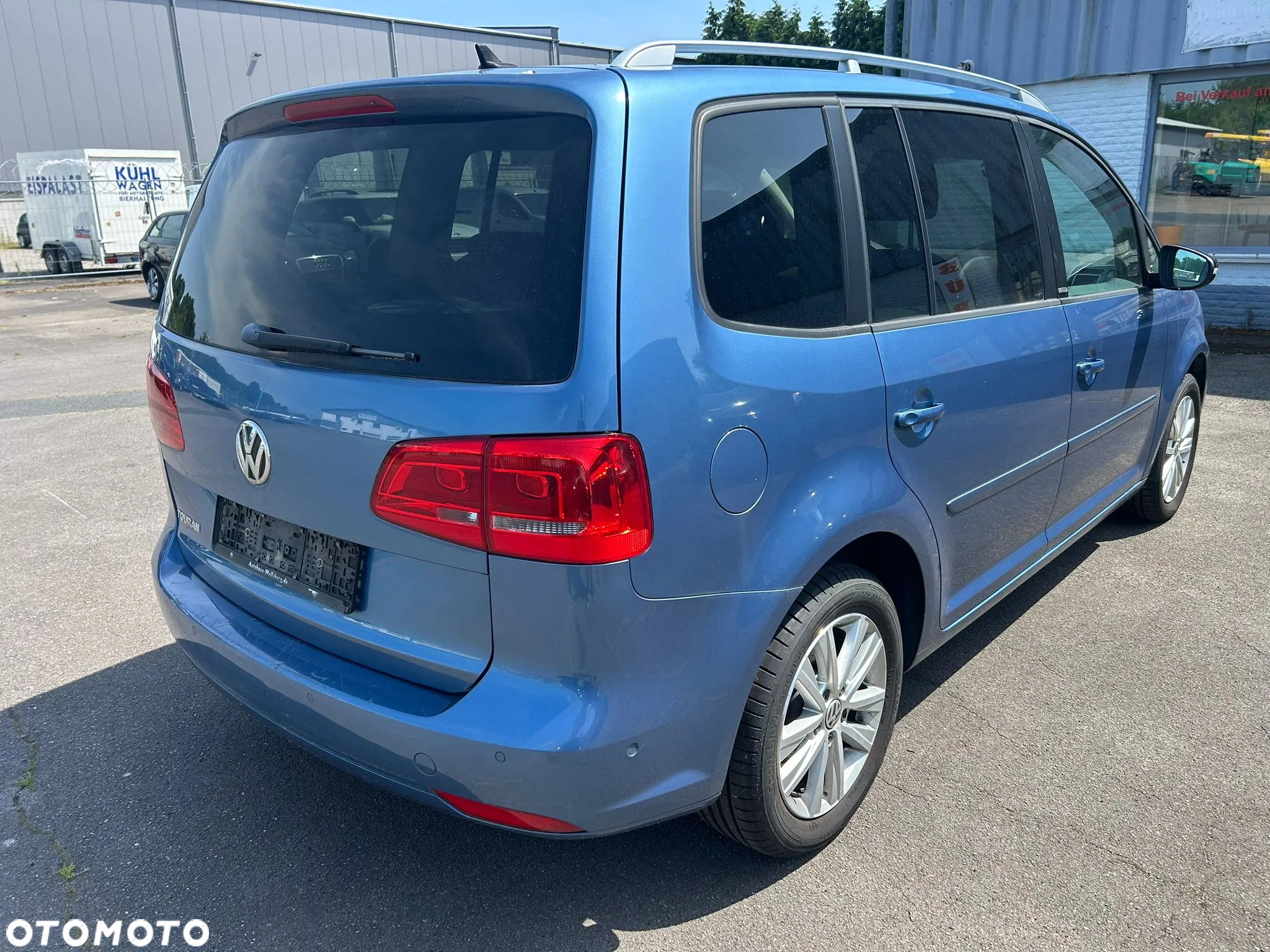 Volkswagen Touran 1.6 TDI DPF Comfortline - 3