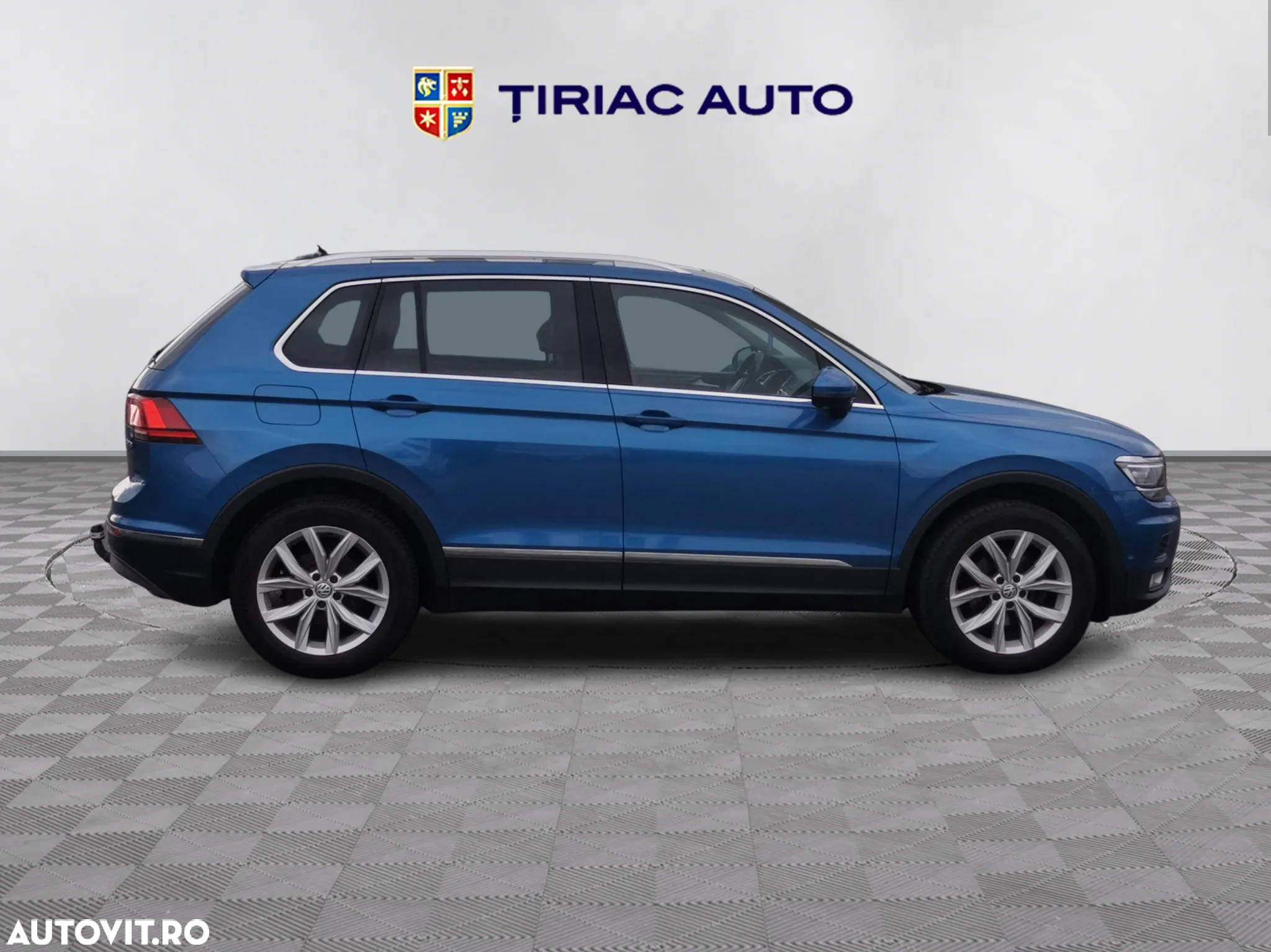 Volkswagen Tiguan - 7
