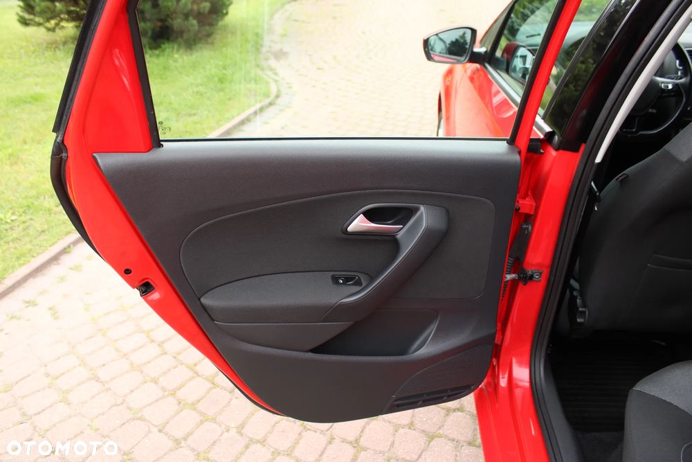 Volkswagen Polo 1.2 TSI BMT Comfortline DSG - 18