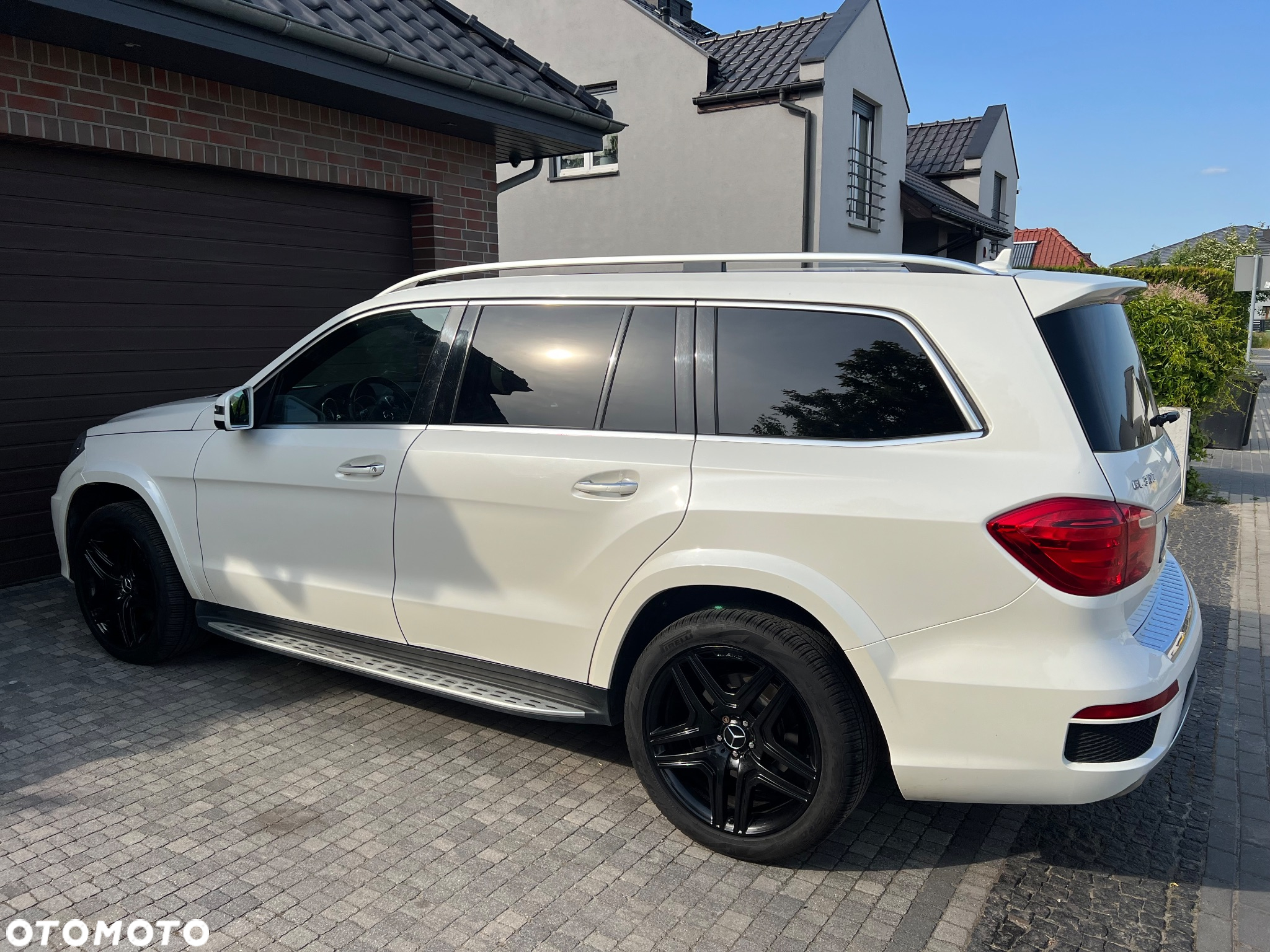 Mercedes-Benz GL 350 BlueTec 4-Matic - 6