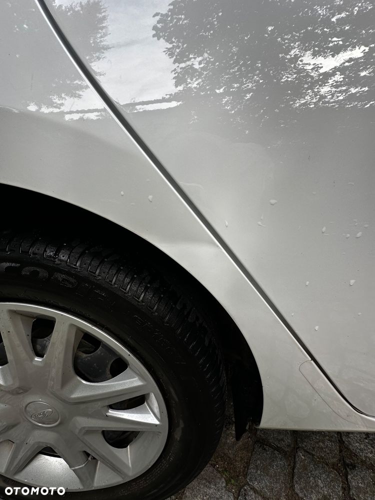 Ford Fiesta 1.1 Trend - 12