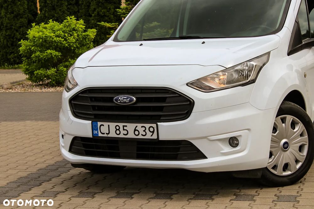 Ford Connect MAX - 15