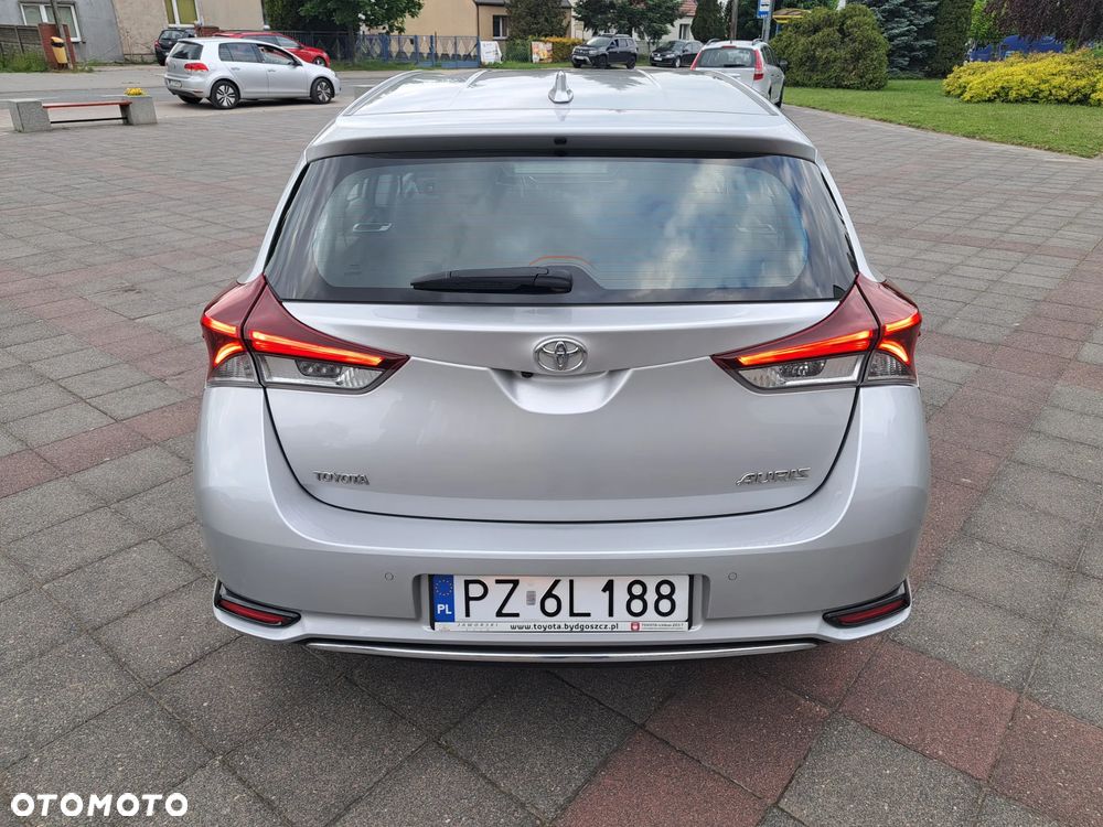 Toyota Auris - 29