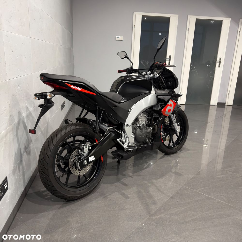 Aprilia Tuono - 3