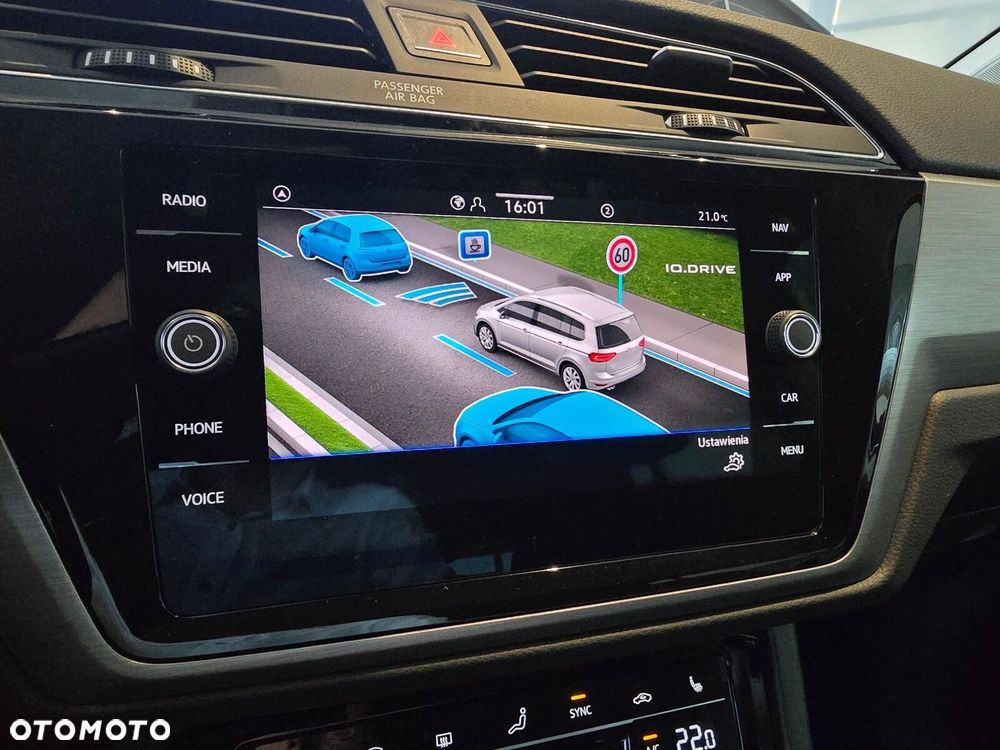 Volkswagen Touran 1.5 TSI EVO Comfortline Plus DSG - 20