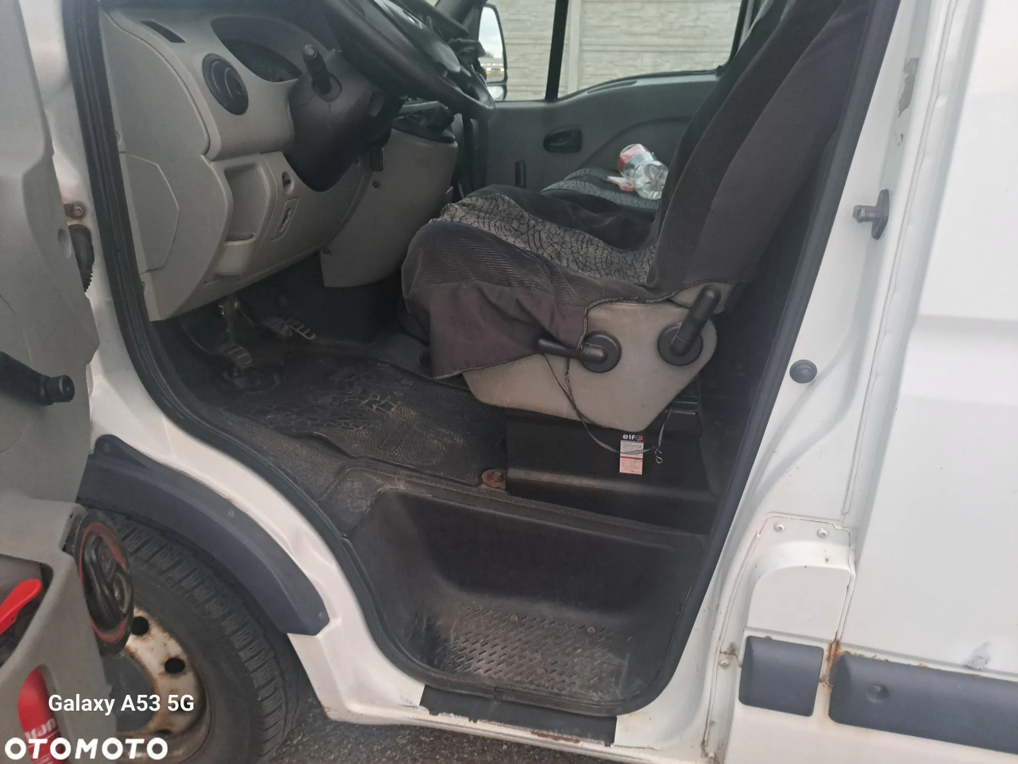 Renault MASTER 2.5 DCI - 12