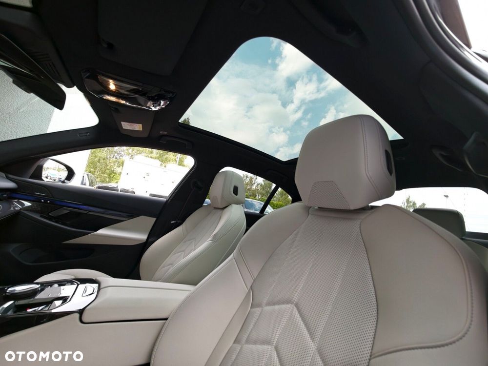 BMW Seria 5 - 17