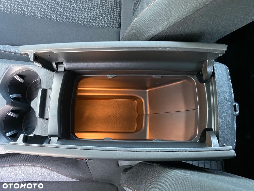 Peugeot 3008 1.5 BlueHDi Active S&S - 34