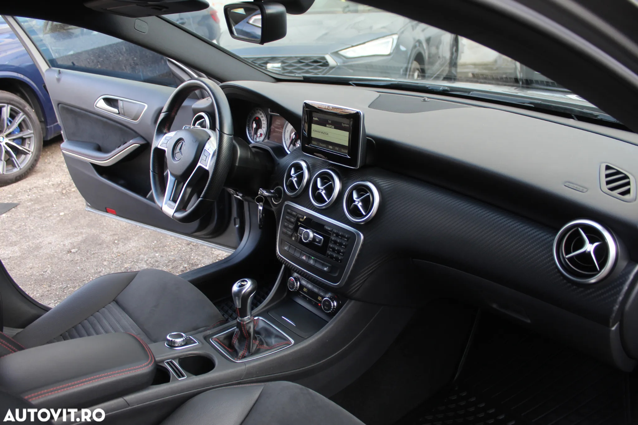 Mercedes-Benz A 180 (BlueEFFICIENCY) AMG Sport - 17