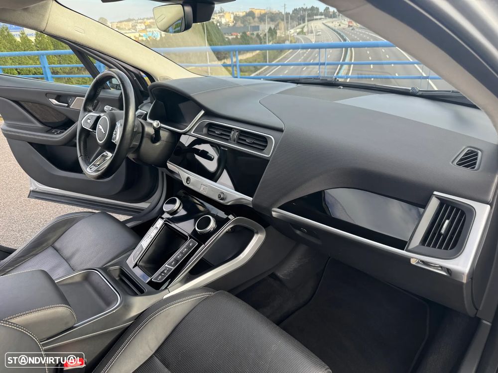 Jaguar I-Pace EV400 AWD R-DYNAMIC HSE - 31