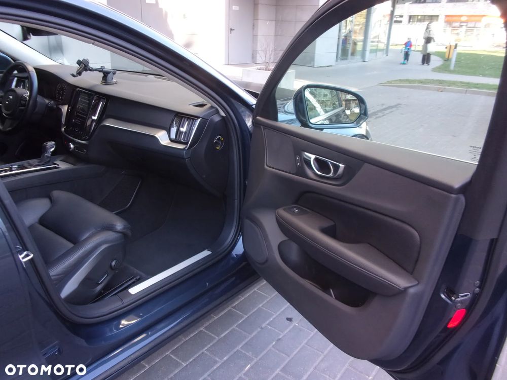 Volvo V60 T6 AWD Inscription - 21