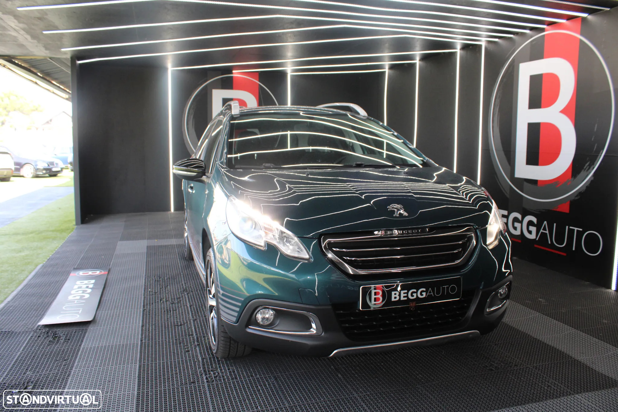 Peugeot 2008 1.2 PureTech Crossway - 3