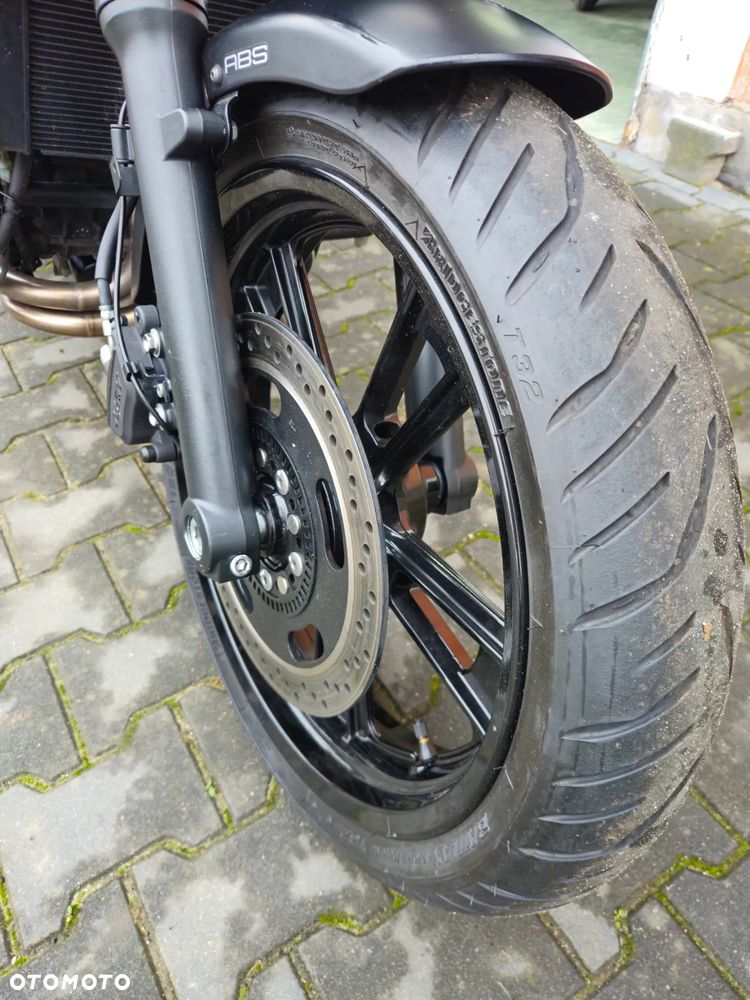 Kawasaki Vulcan - 16