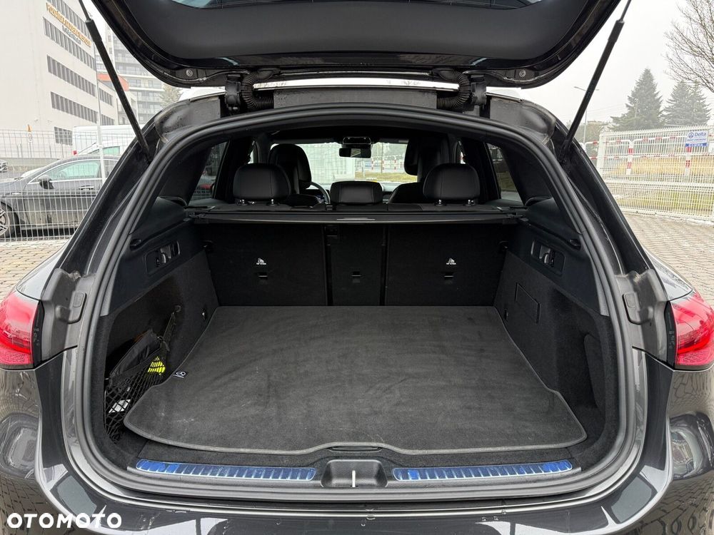 Mercedes-Benz GLC - 28