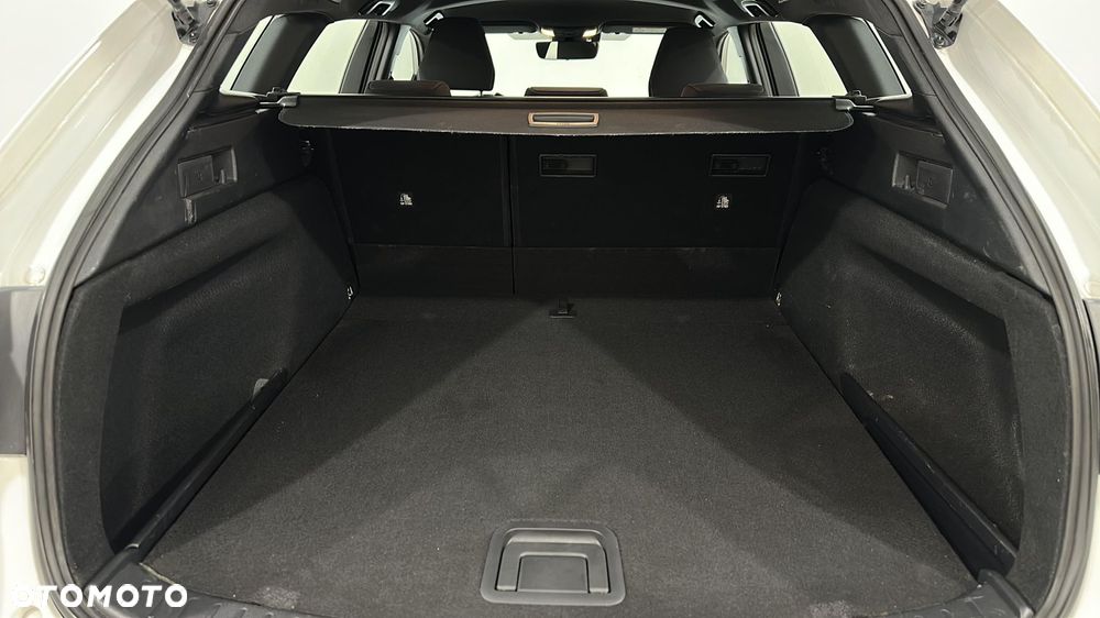 Toyota Corolla 1.2 T Comfort - 12