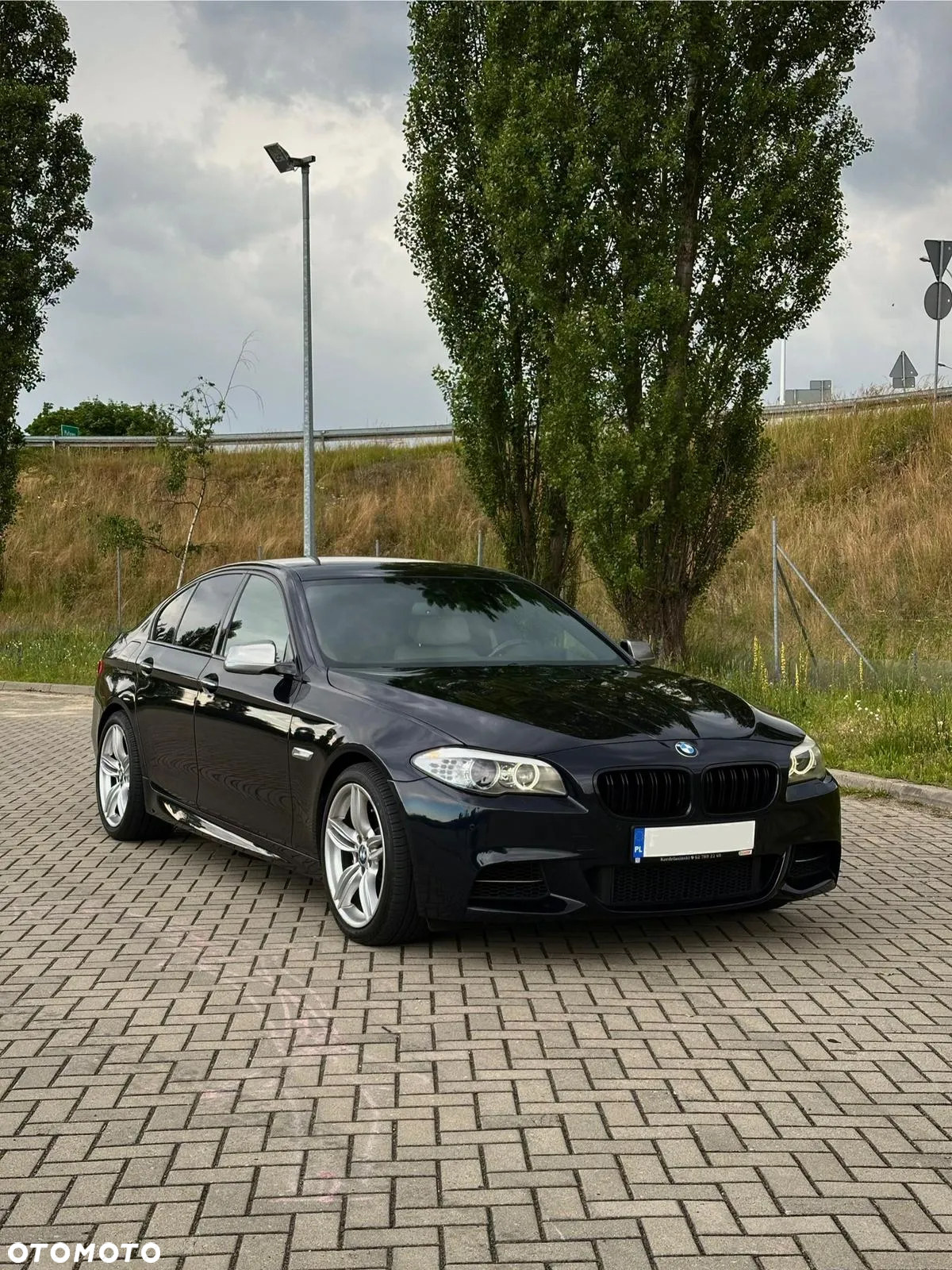 BMW Seria 5 M550d xDrive - 5