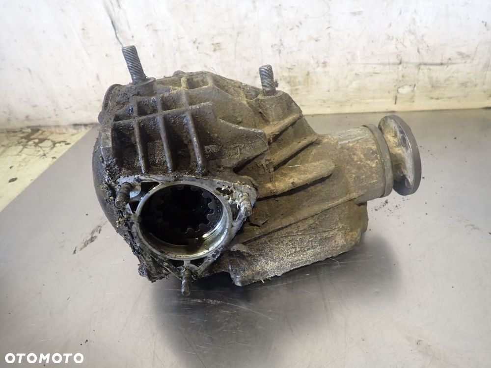 DYFERENCJAŁ PRZÓD LADA NIVA - 6