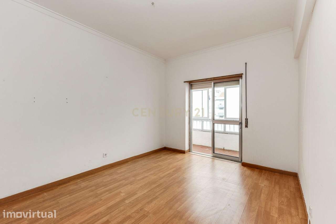 Apartamento T3 nas Paivas - Amora, junto ao Parque Urbano - Grande imagem: 2/25