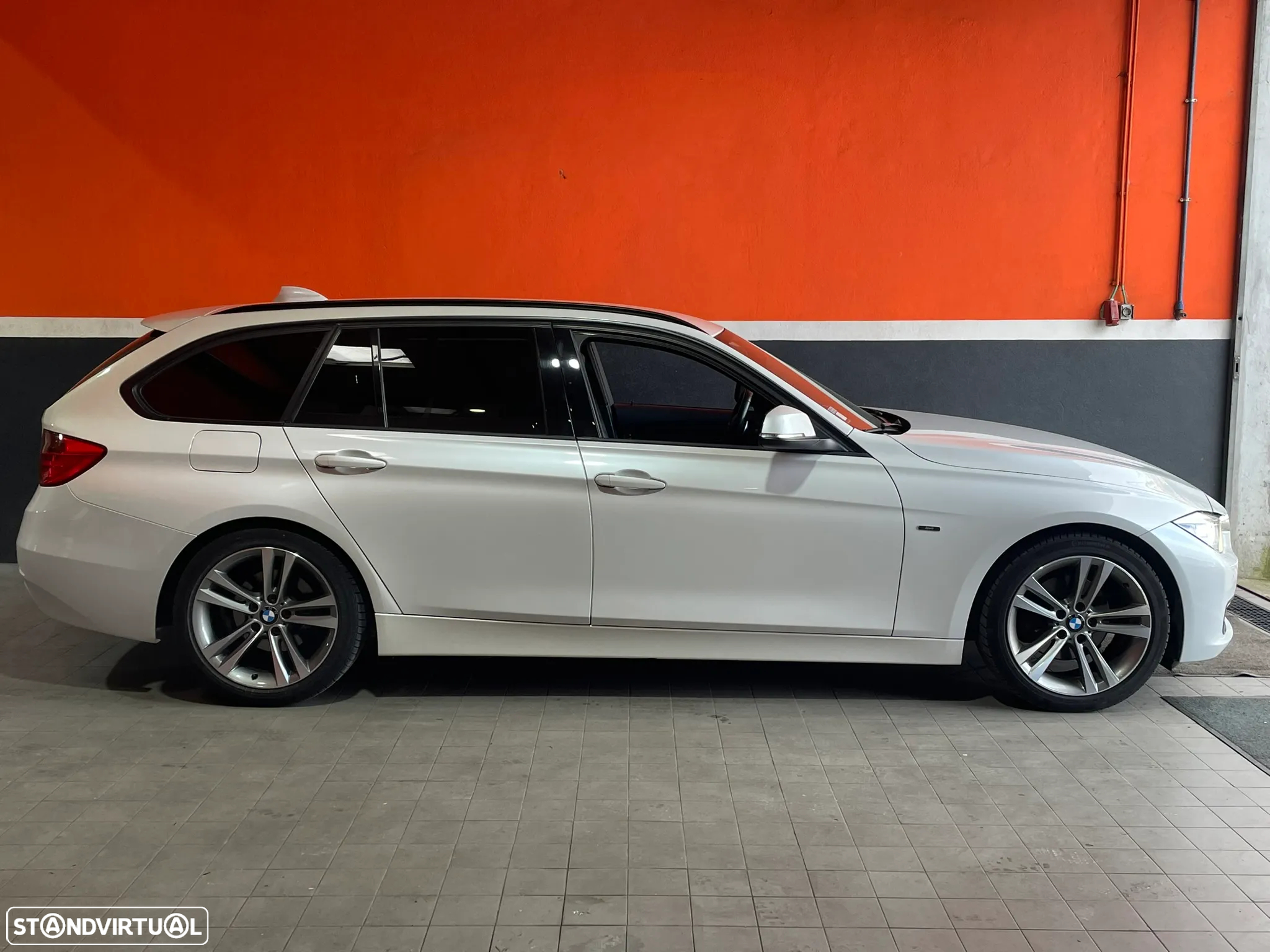 BMW 320 d Touring EfficientDynamics Line Sport Auto - 4