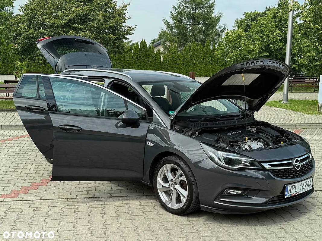 Opel Astra IV 1.6 CDTI Cosmo - 35