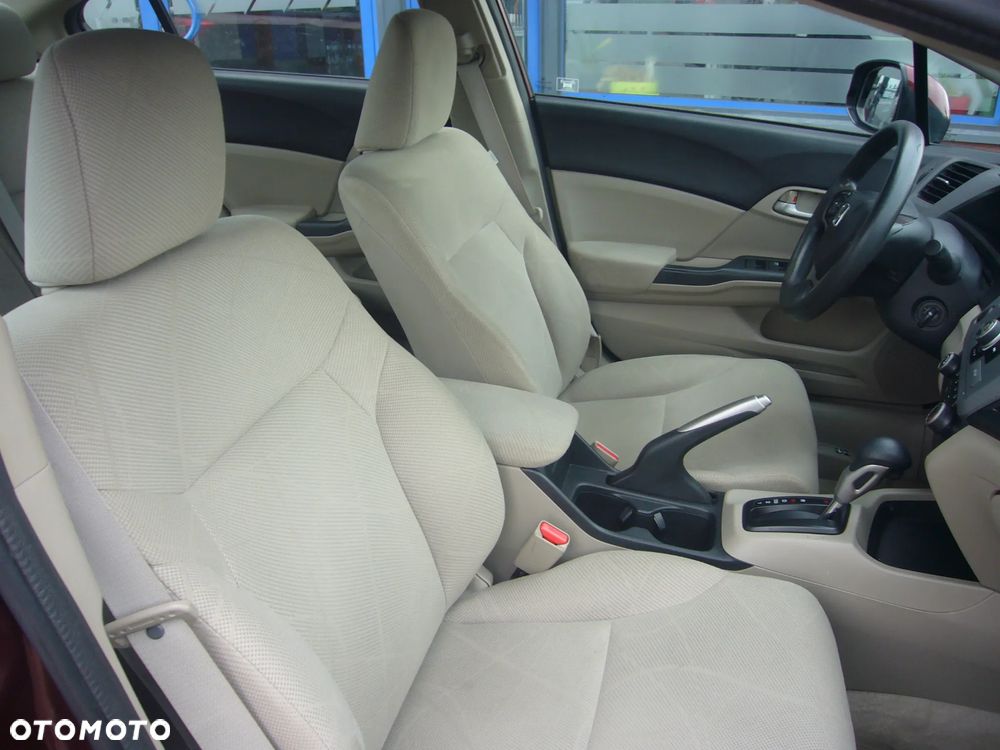Honda Civic 1.8 Comfort - 19
