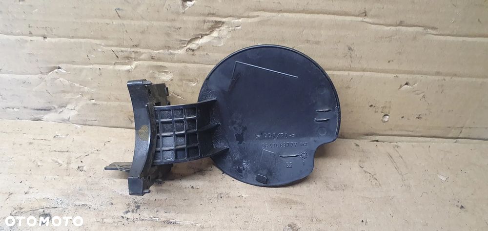 Klapka wlewu paliwa Peugeot 307 EXLD 9643083777 - 5