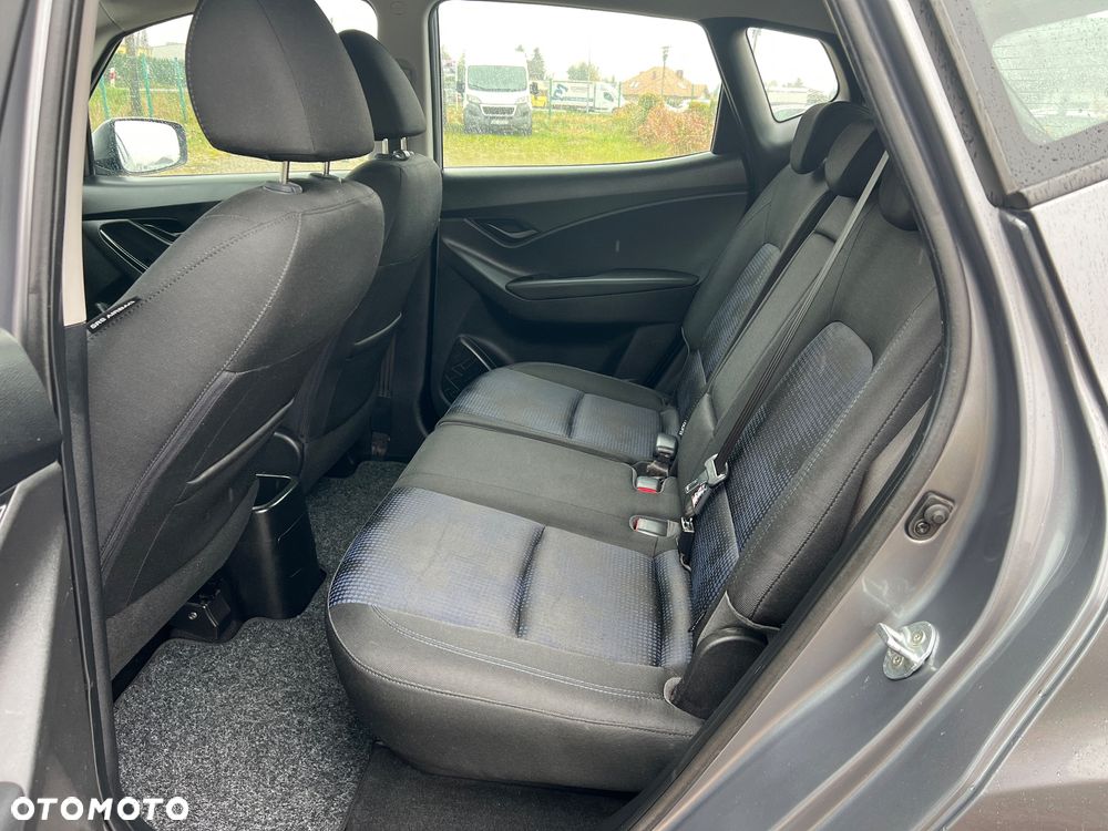 Hyundai ix20 1.4 blue Comfort - 21