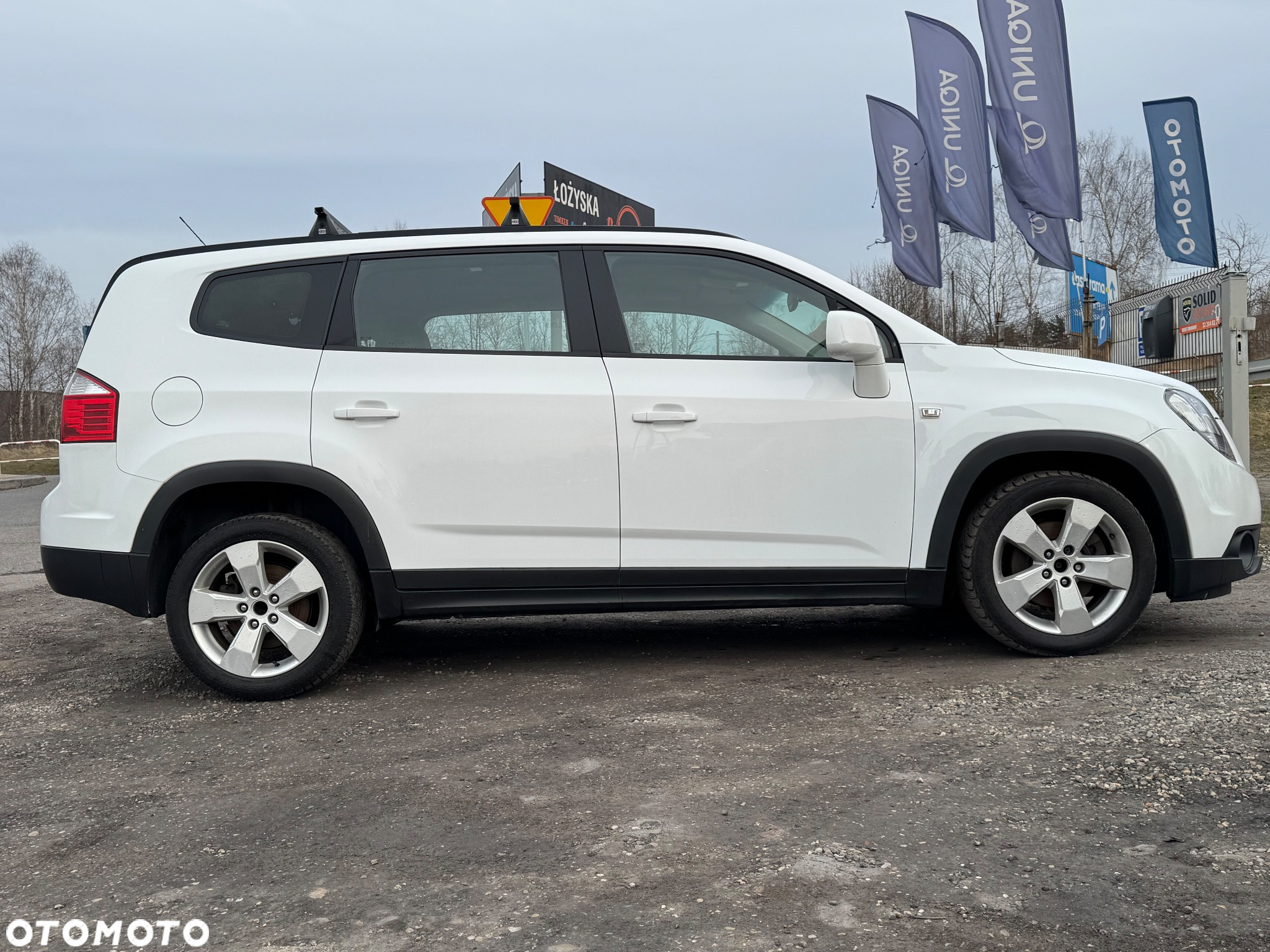 Chevrolet Orlando - 8