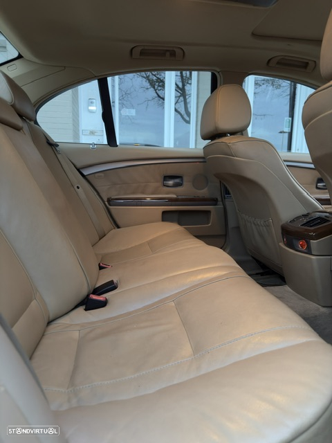 BMW 740 dA - 9
