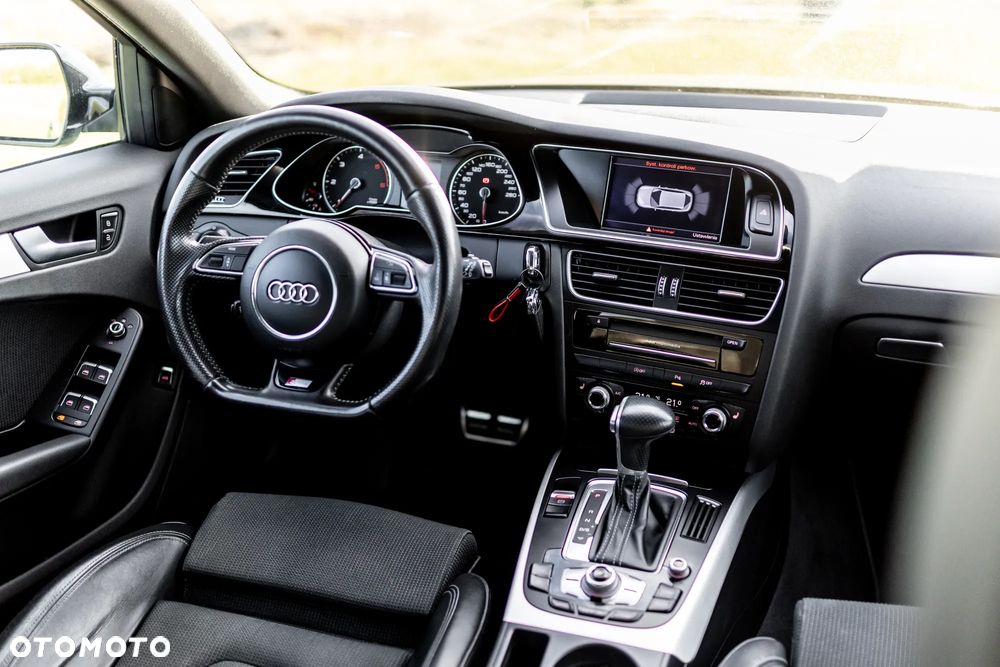 Audi A4 Avant 2.0 TDI DPF quattro S tronic S line Sportpaket - 22