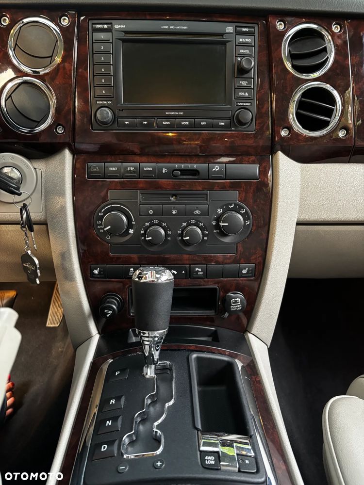 Jeep Commander 3.0 CRD Limited - 17